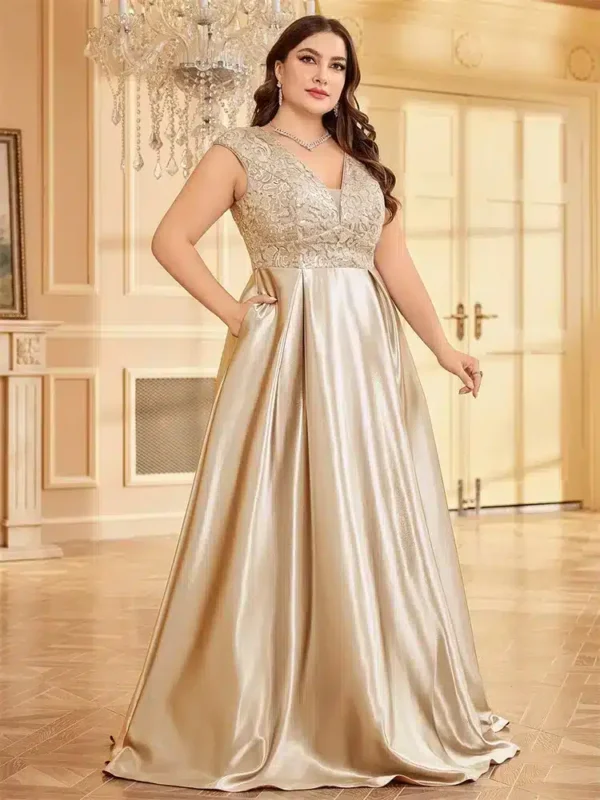 Robe dorée grande taille manche courte : Eléa – Image 3