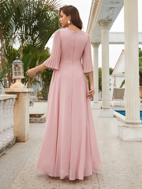 Robe demoiselle d'honneur rose poudrée longue avec décolleté en V : Julie – Image 2