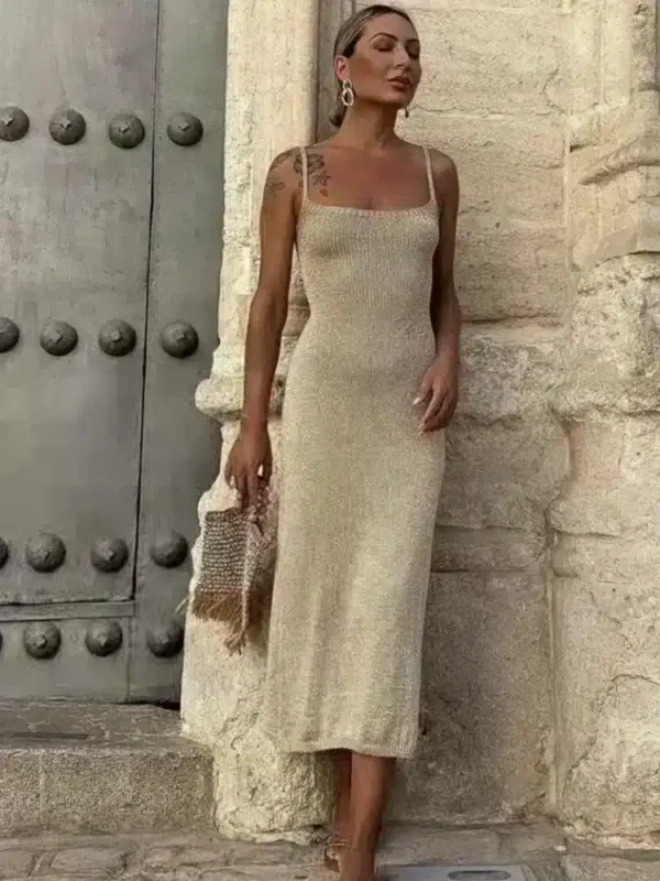 Robe maille dorée avec coupe ajustée : Gabriella