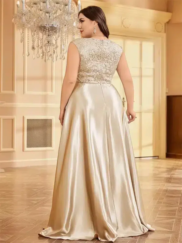 Robe dorée grande taille manche courte : Eléa – Image 2