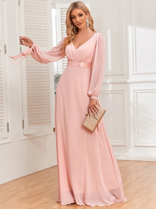 Robe rose poudré grande taille manches longues : Élise – Image 4