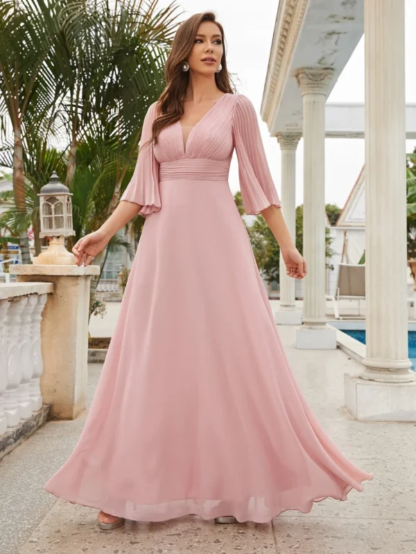 Robe demoiselle d'honneur rose poudrée longue avec décolleté en V : Julie