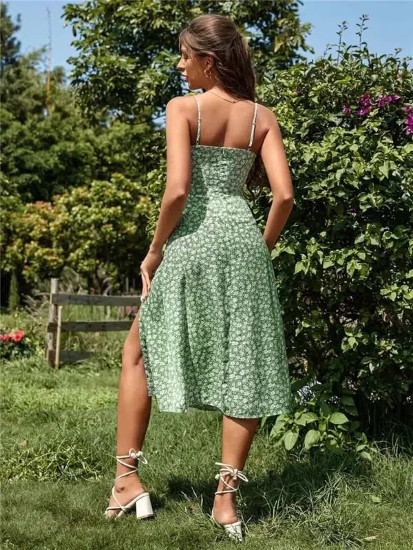 Robe mi-longue vert d'eau avec fente élégante : Amaya – Image 7