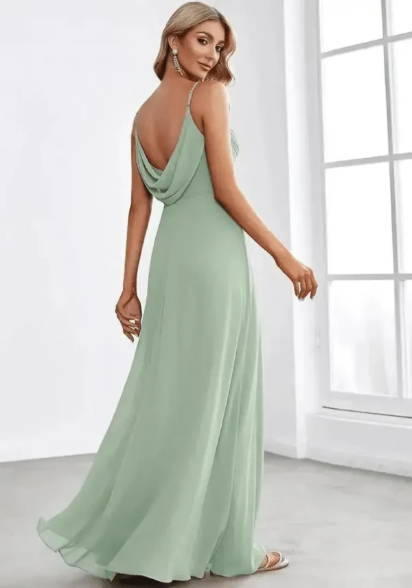 Robe dos nu vert d’eau avec bustier plissé : Sabine – Image 3