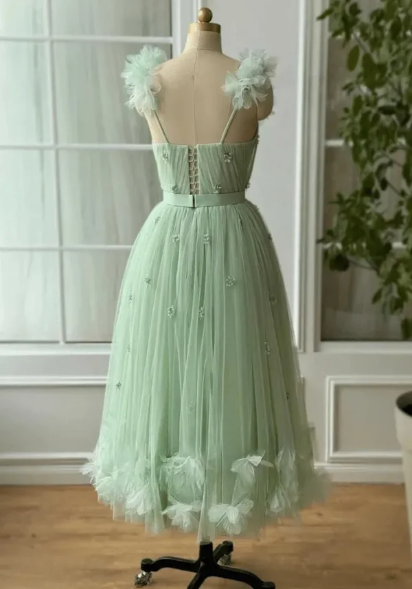 Robe princesse vert d’eau avec fleurs tridimensionnelles : Anaïs – Image 5