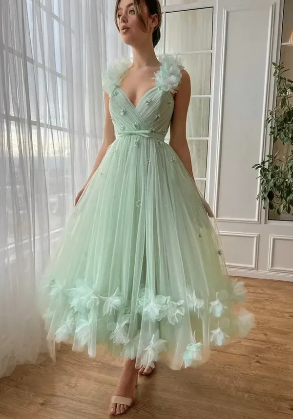 Robe princesse vert d’eau avec fleurs tridimensionnelles : Anaïs