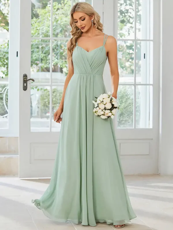 Robe vert sauge grande taille avec décolleté cœur : Émeraude – Image 5