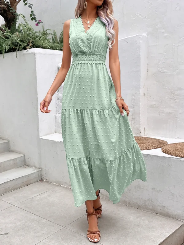 Robe bohème vert sauge avec dentelle : Élisa – Image 5