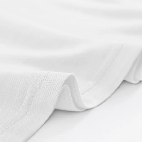 Fond de robe blanc mi-long en tissu léger et extensible avec bretelles réglables – Image 5