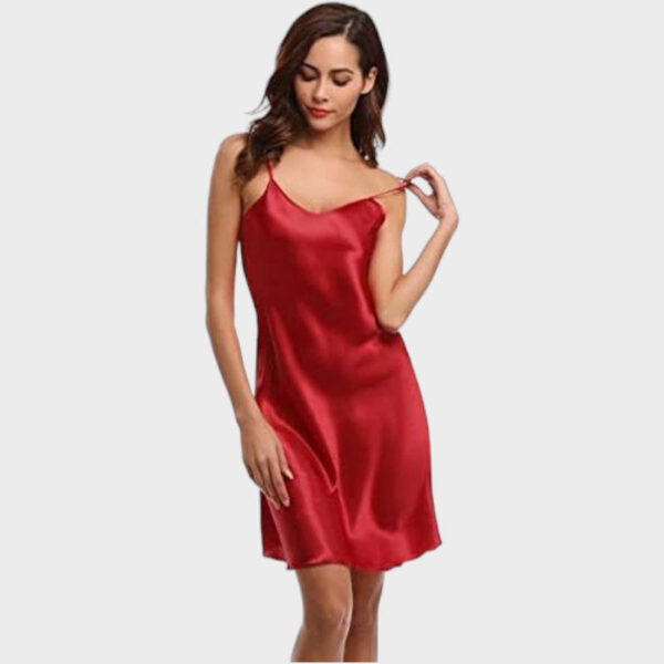 Fond de robe polyamide : légèreté, durabilité et style moderne pour femme – Image 2