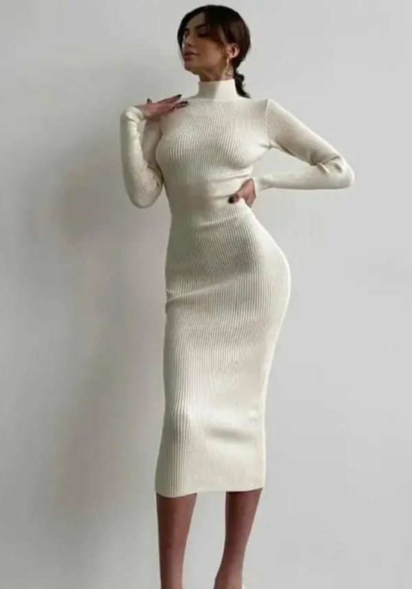 Robe blanche hiver femme à manches longues, col montant et longueur mi-mollet tricotée côtelée – Image 6