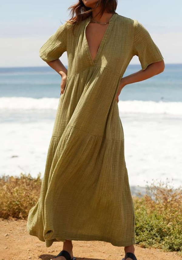 Robe maxi gaze de coton vert olive manches courtes col V fluide et légère