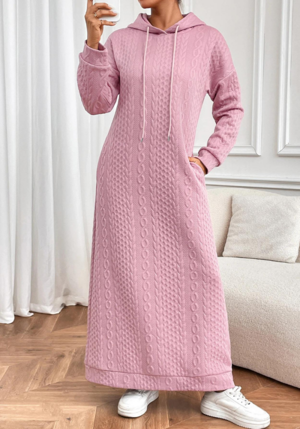 Robe hiver à capuche rose pastel en tissu épais tricoté avec manches longues – Image 4