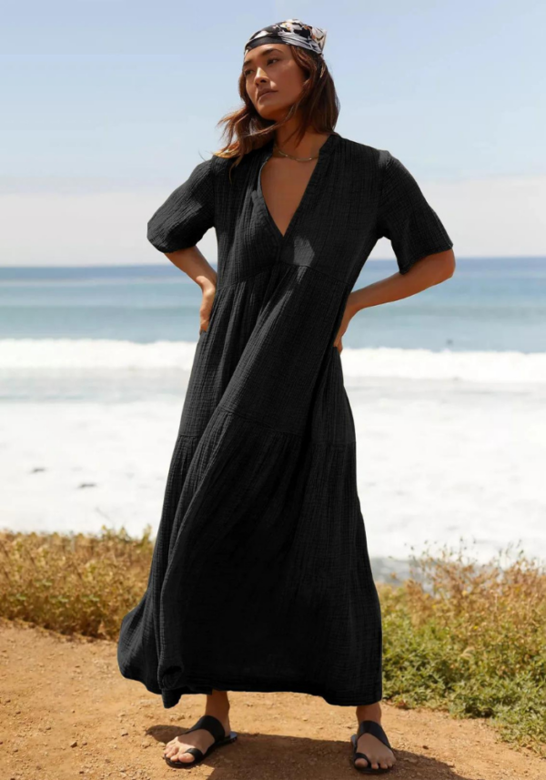 Robe longue en gaze de coton noire, décolleté en V et manches courtes pour l'été – Image 6